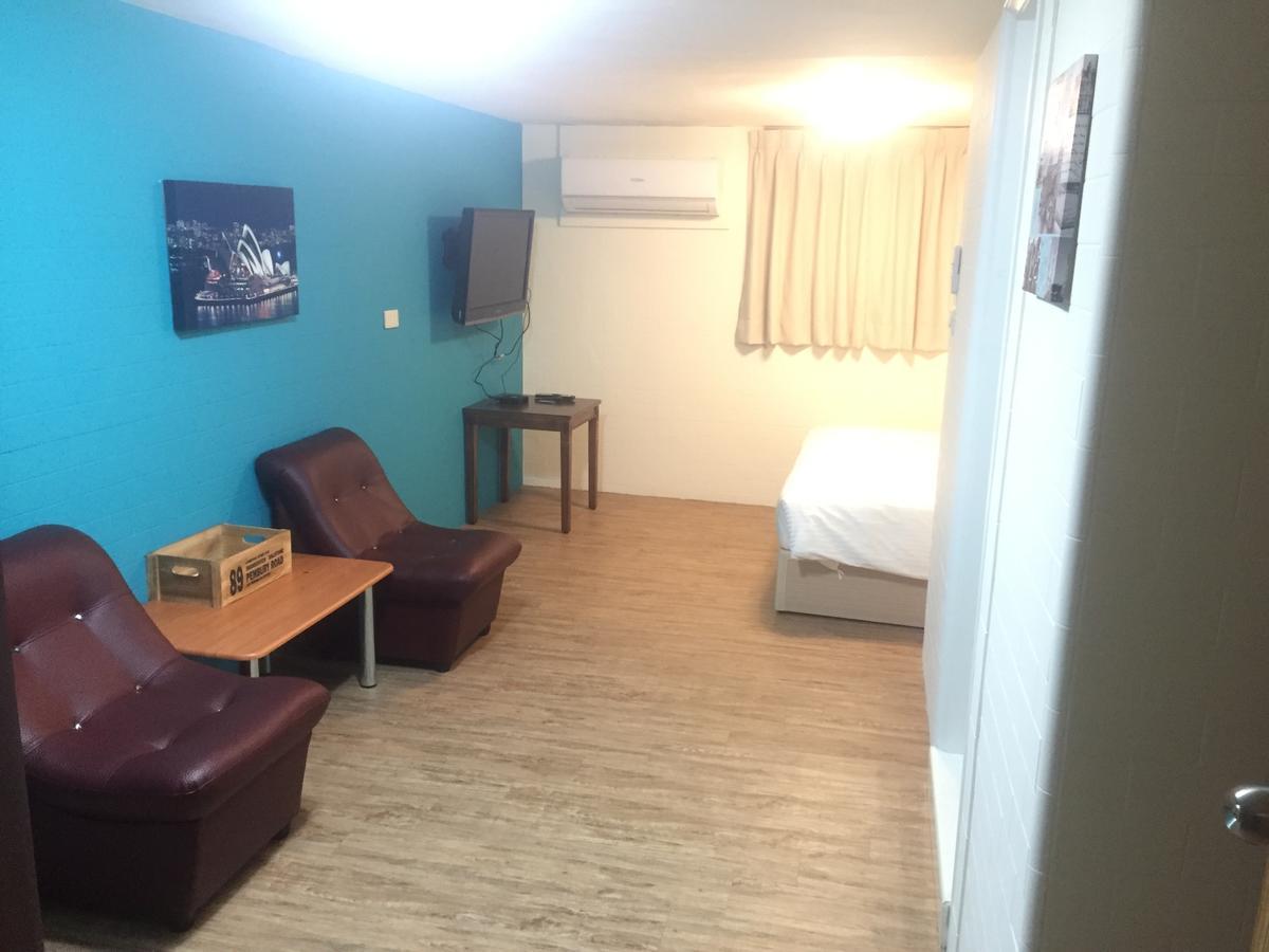 Traveler Station Ξενοδοχείο Καοσιούνγκ Εξωτερικό φωτογραφία